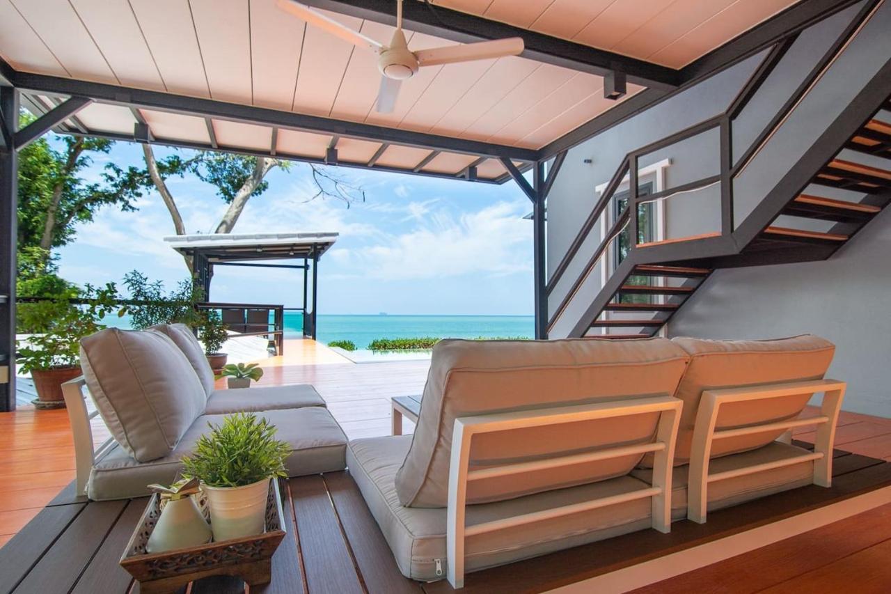 Phuket Koh Sirey Beachfront Pool Villa מראה חיצוני תמונה