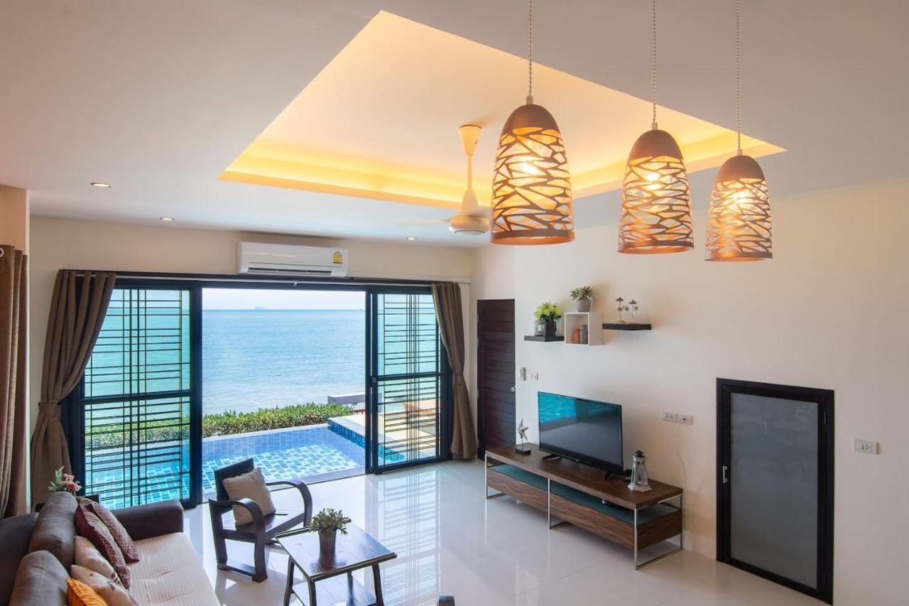 Phuket Koh Sirey Beachfront Pool Villa מראה חיצוני תמונה