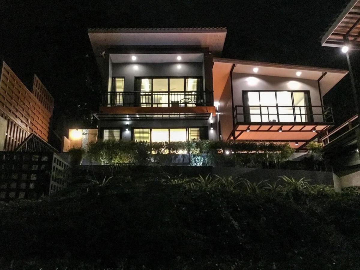 Phuket Koh Sirey Beachfront Pool Villa מראה חיצוני תמונה